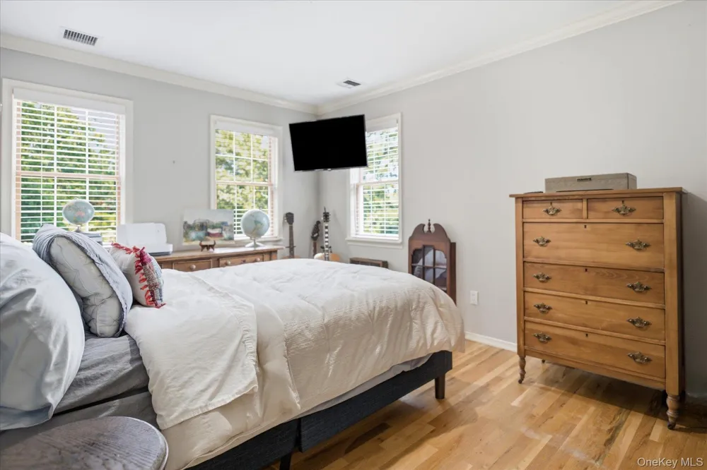 147B Old Country Road Remsenburg, NY 11960