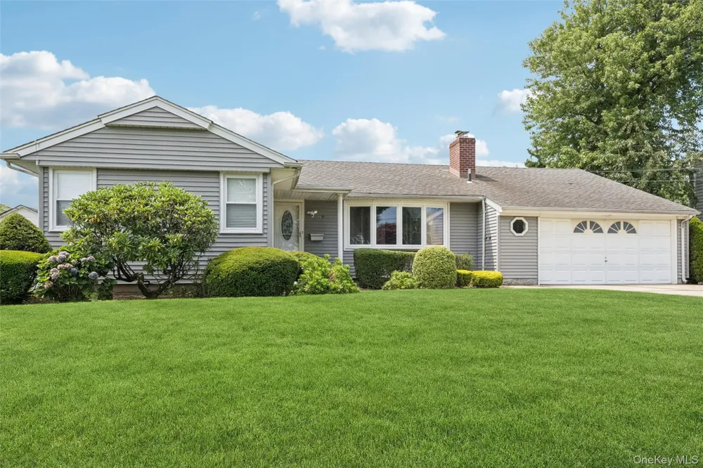279 E Shore Drive Massapequa, NY 11758