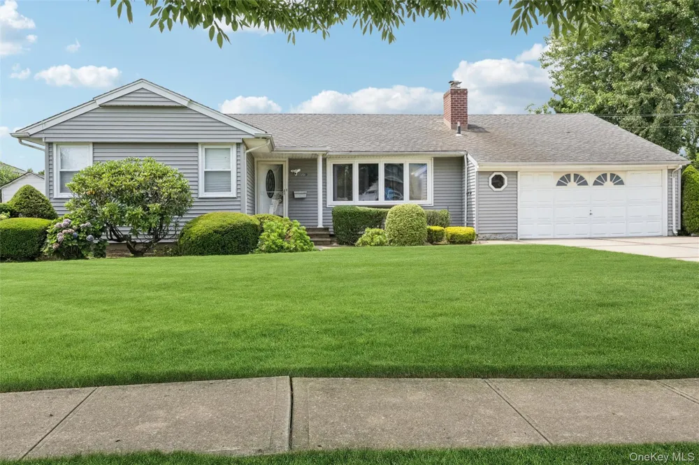 279 E Shore Drive Massapequa, NY 11758