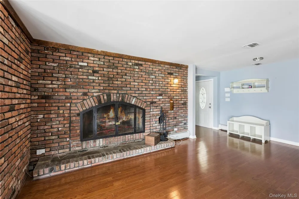 279 E Shore Drive Massapequa, NY 11758