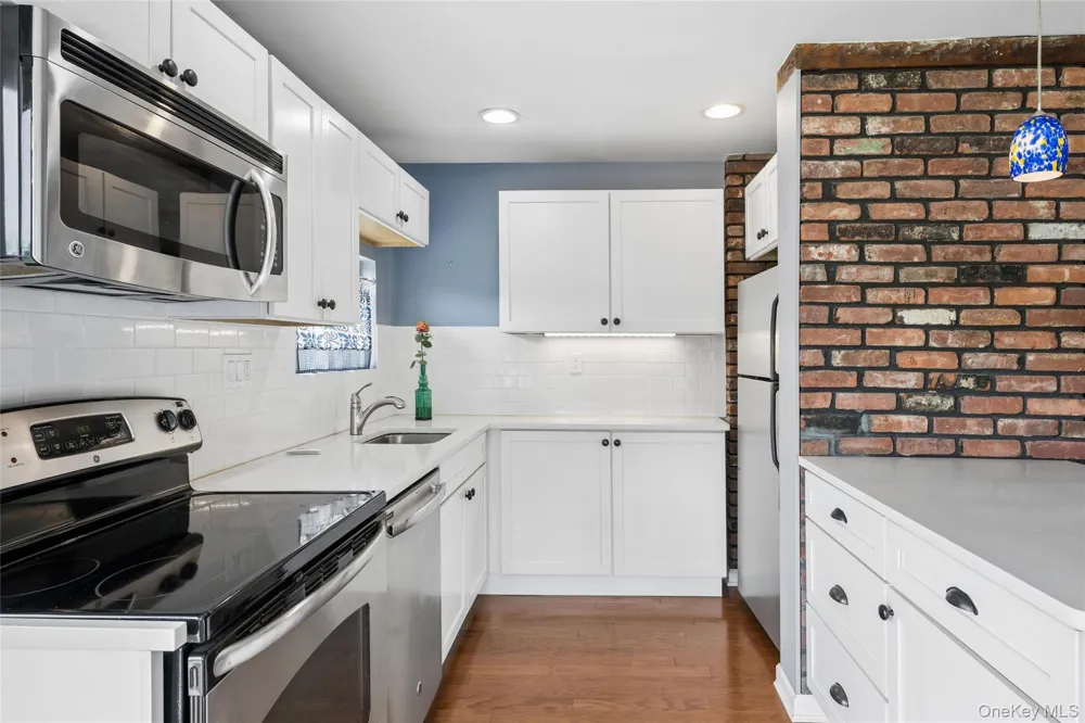 279 E Shore Drive Massapequa, NY 11758
