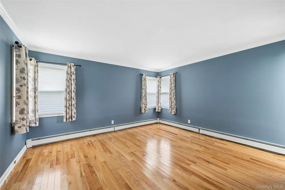 279 E Shore Drive Massapequa, NY 11758