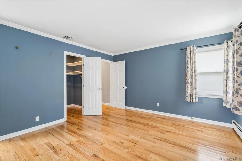 279 E Shore Drive Massapequa, NY 11758
