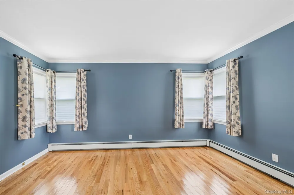 279 E Shore Drive Massapequa, NY 11758