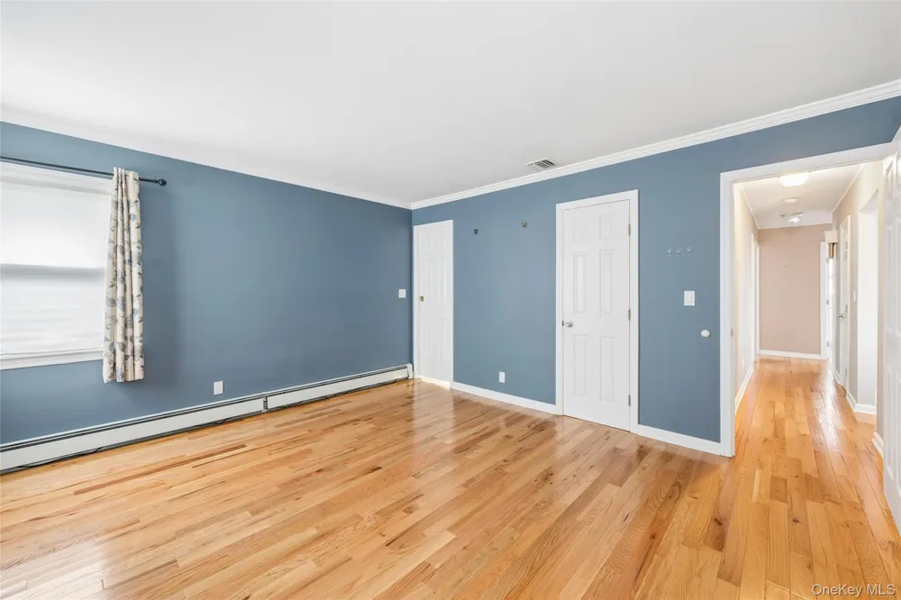 279 E Shore Drive Massapequa, NY 11758