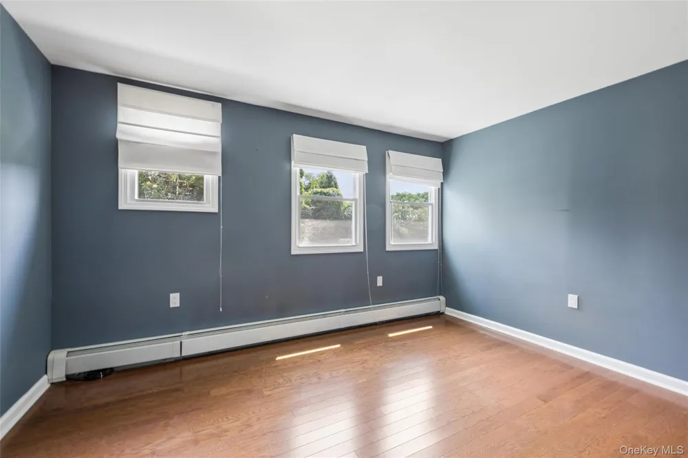279 E Shore Drive Massapequa, NY 11758