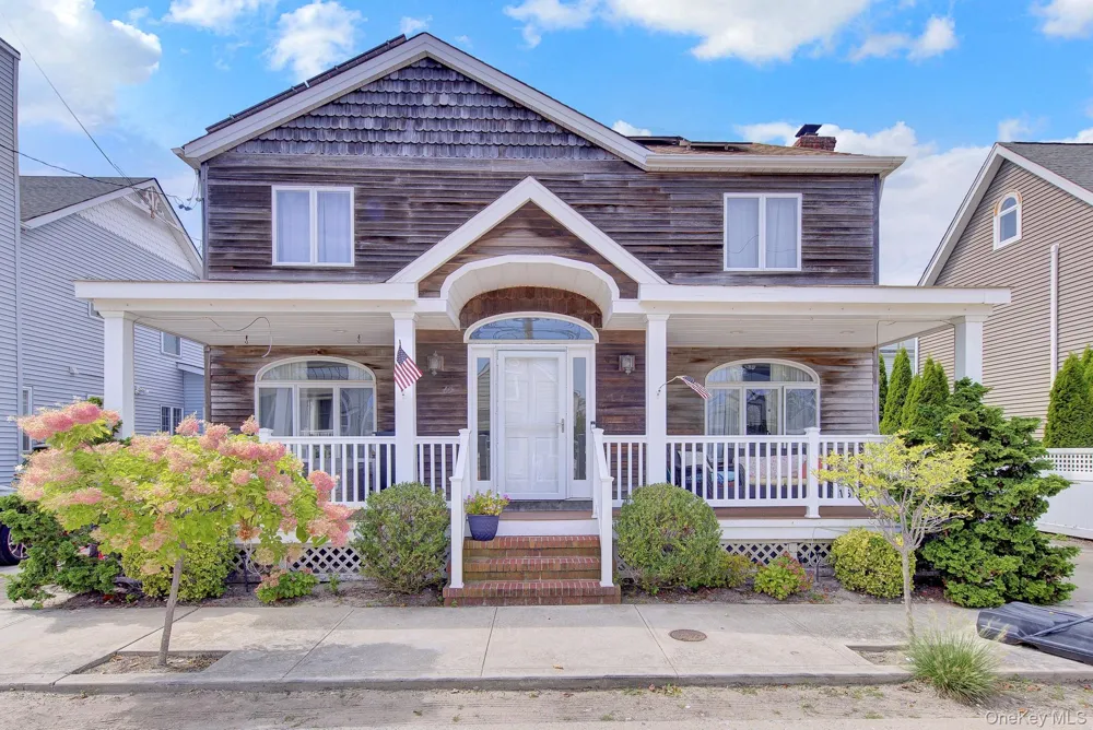 63 Cedarhurst Avenue Point Lookout, NY 11569