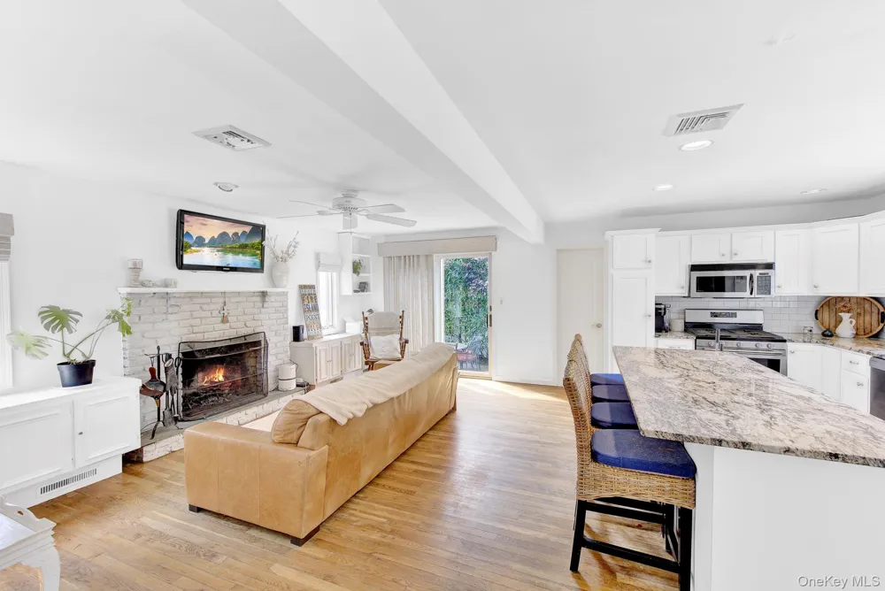 63 Cedarhurst Avenue Point Lookout, NY 11569