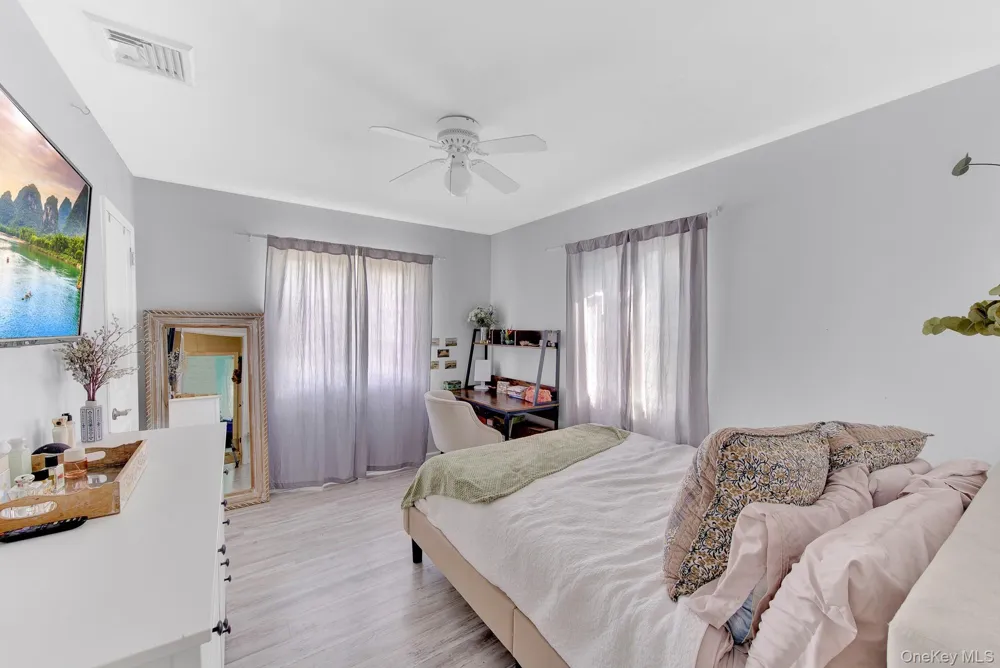 63 Cedarhurst Avenue Point Lookout, NY 11569