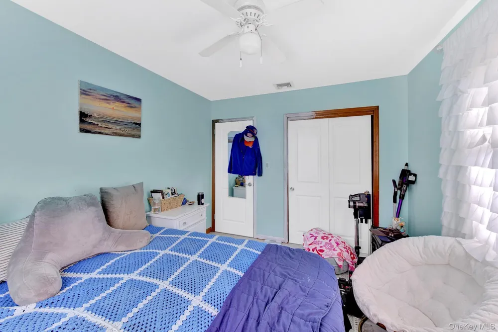 63 Cedarhurst Avenue Point Lookout, NY 11569