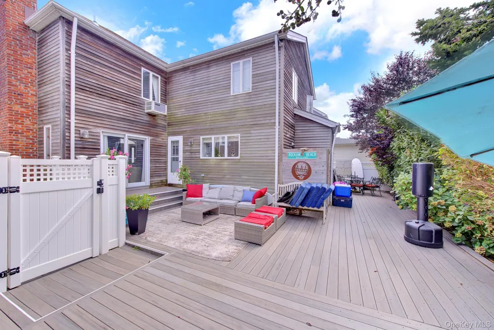 63 Cedarhurst Avenue Point Lookout, NY 11569