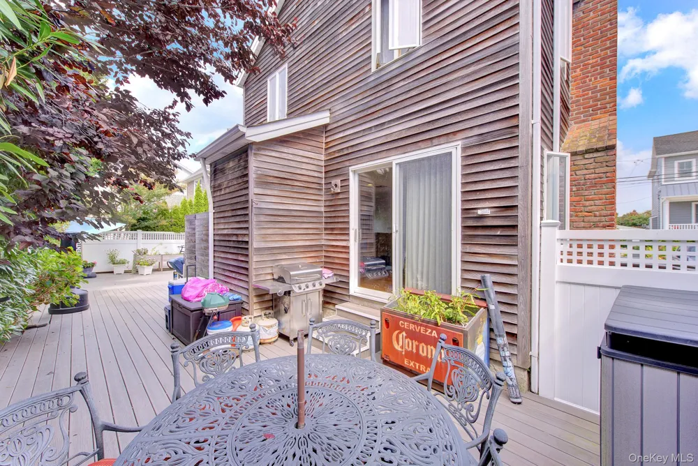 63 Cedarhurst Avenue Point Lookout, NY 11569