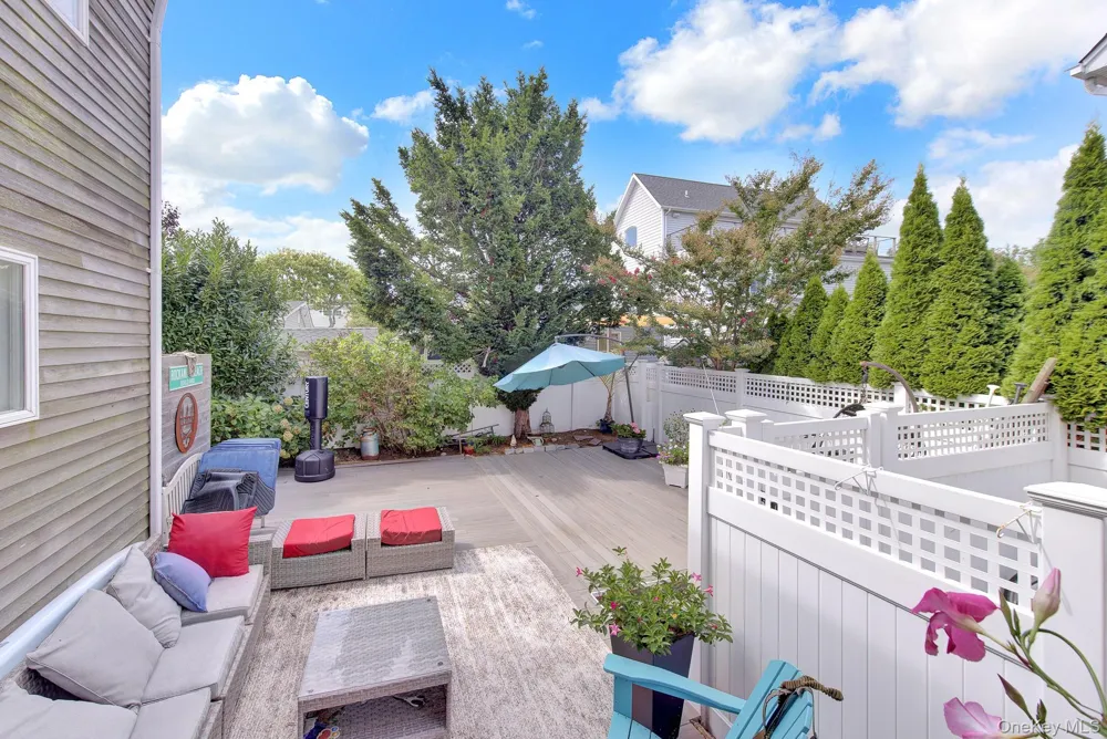 63 Cedarhurst Avenue Point Lookout, NY 11569