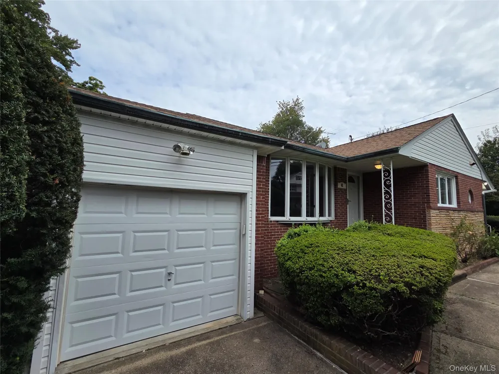 42 Sheridan Street Huntington, NY 11743