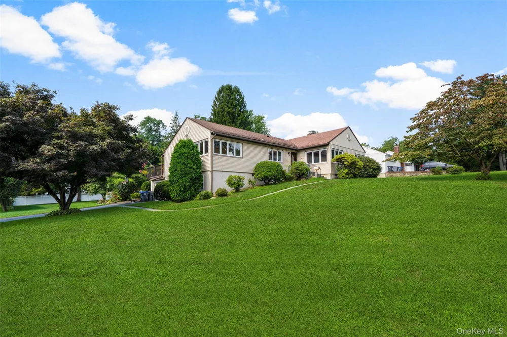 410 S Chelsea Road White Plains, NY 10603