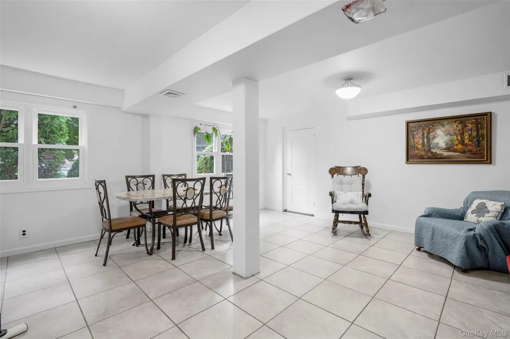 410 S Chelsea Road White Plains, NY 10603