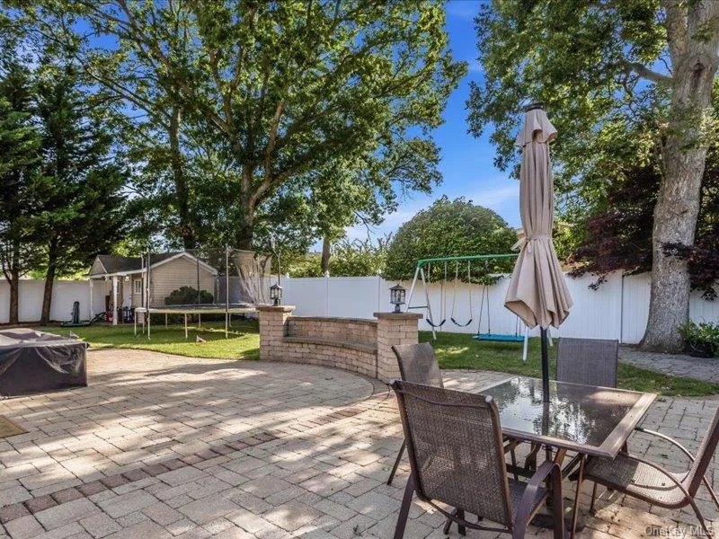 260 W 20th Street Deer Park, NY 11729
