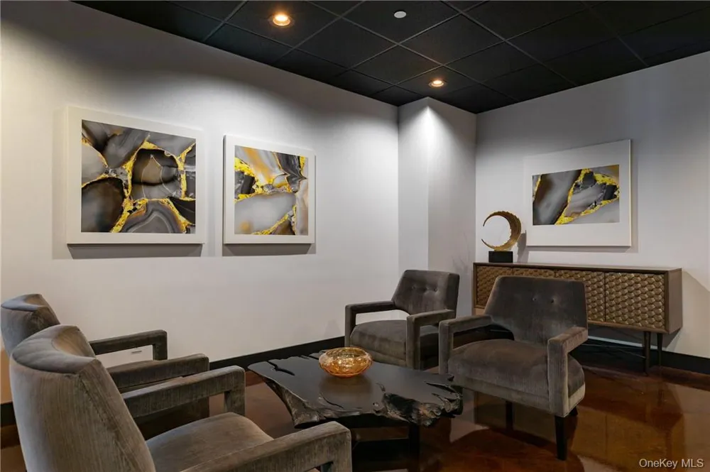 30 Beekman Street #113 Beacon, NY 12508