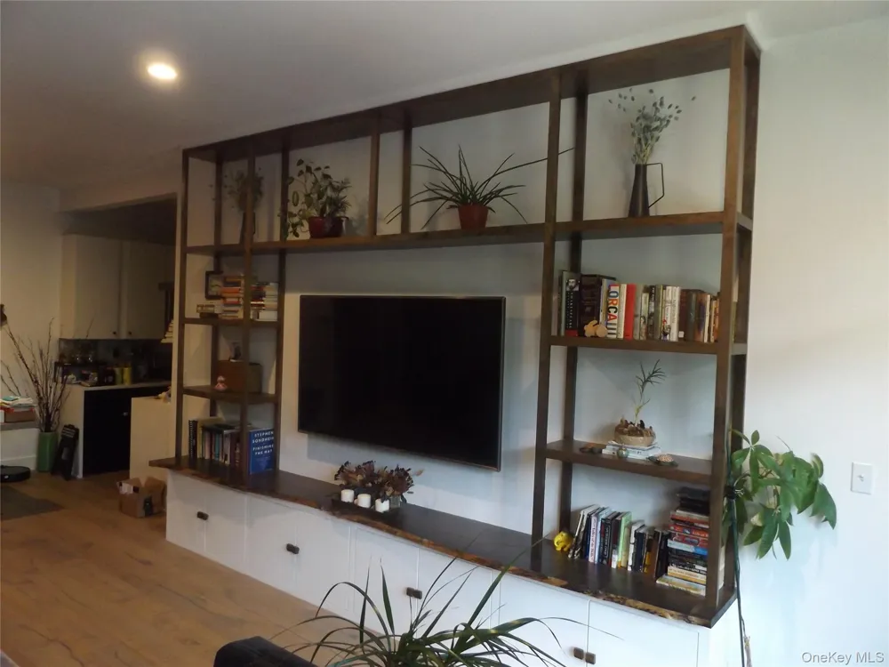 30 Beekman Street #113 Beacon, NY 12508