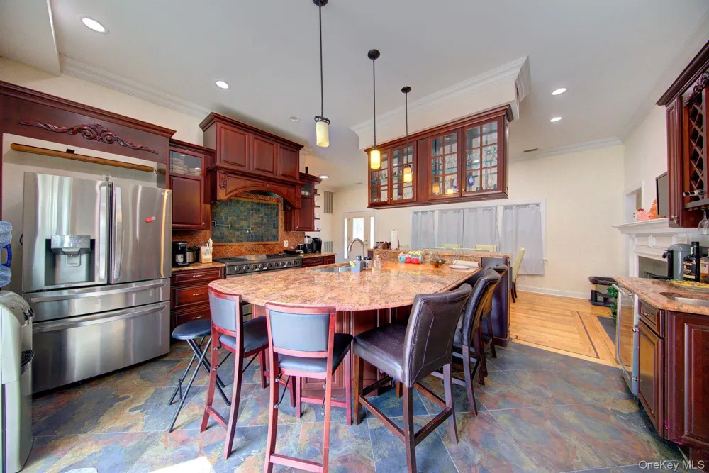97 Chestnut Street Mount Sinai, NY 11766