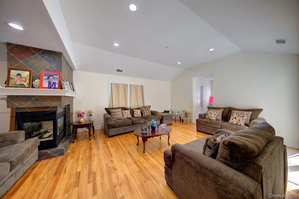 97 Chestnut Street Mount Sinai, NY 11766