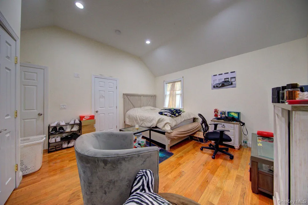97 Chestnut Street Mount Sinai, NY 11766