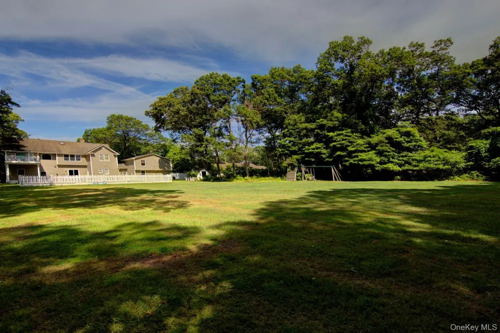 97 Chestnut Street Mount Sinai, NY 11766