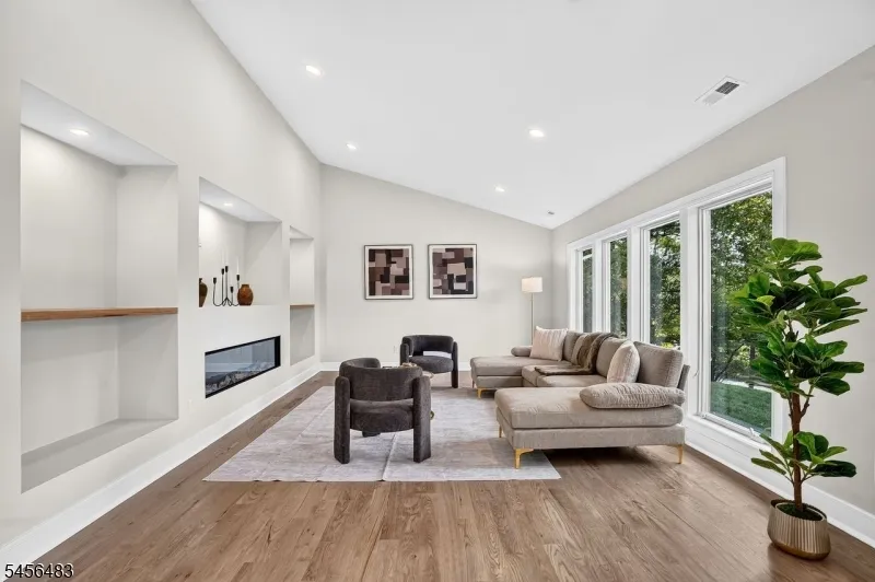 910 Minisink Way Westfield Town, NJ 07090