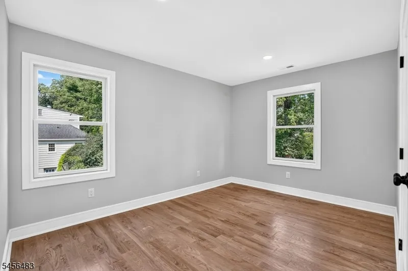 910 Minisink Way Westfield Town, NJ 07090