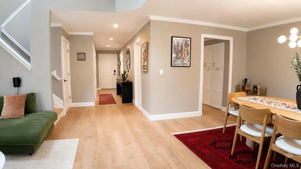 230 Pond View Lane Smithtown, NY 11787