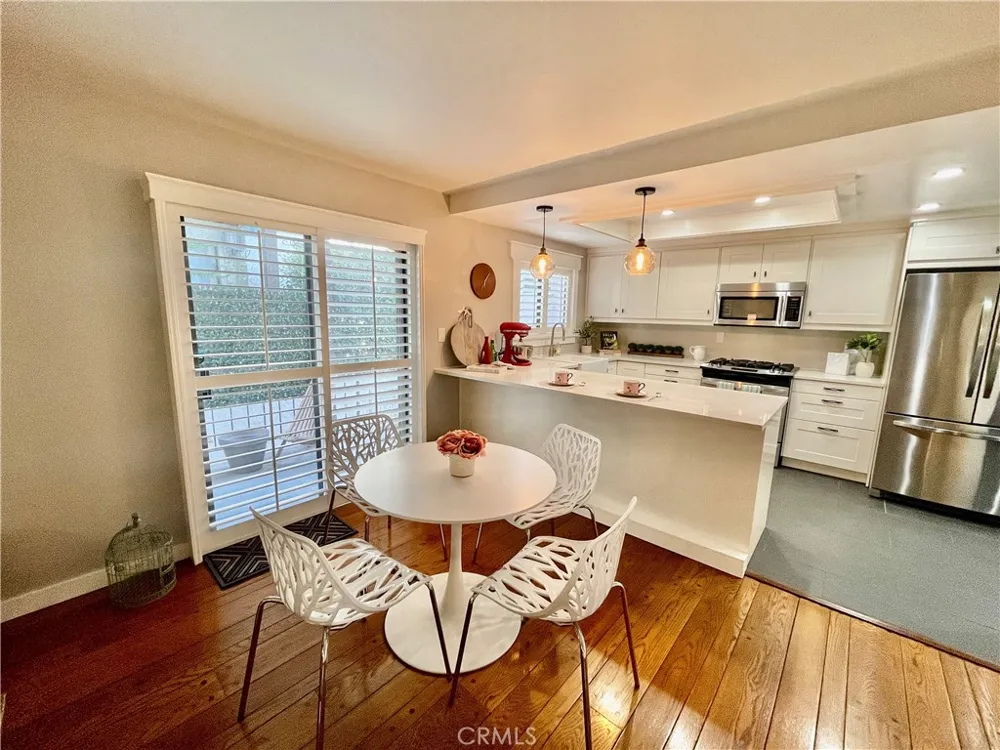 312 Pasadena #10 (C) South Pasadena, CA 91030