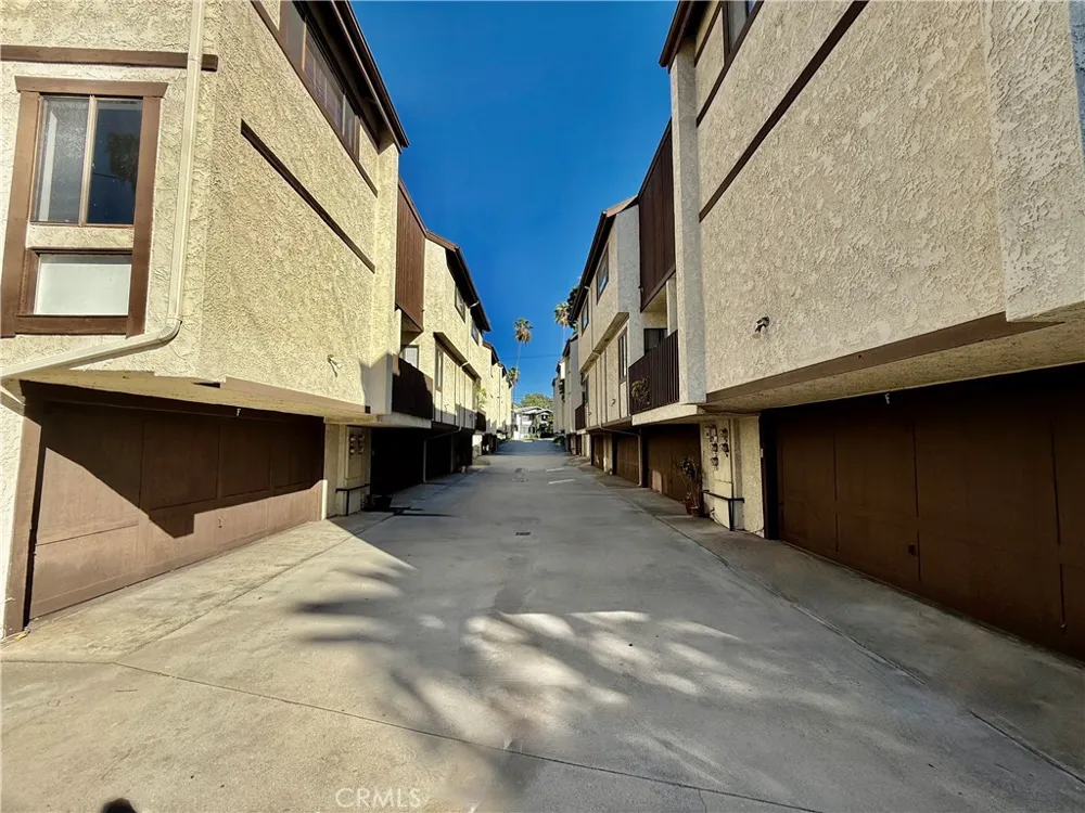 312 Pasadena #10 (C) South Pasadena, CA 91030