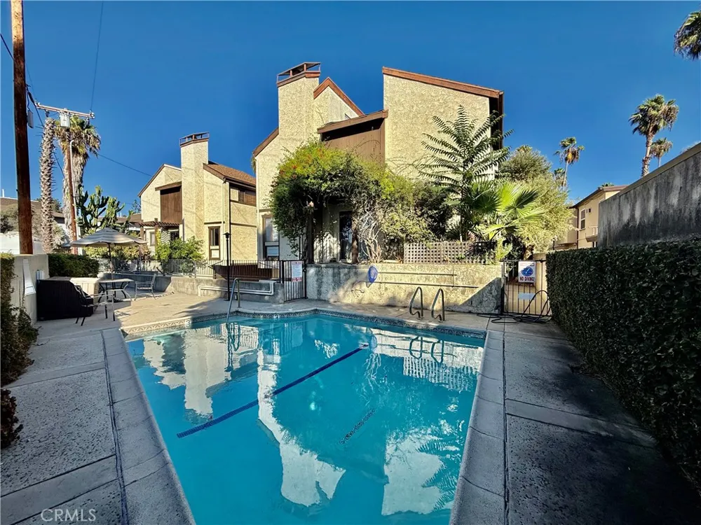 312 Pasadena #10 (C) South Pasadena, CA 91030