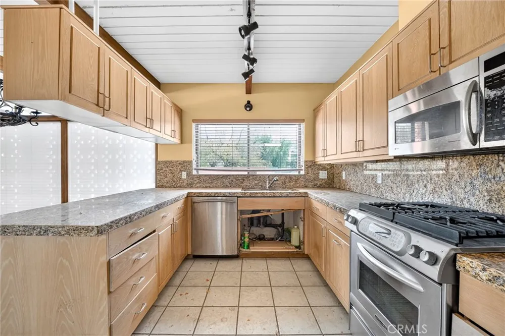 67870 Carroll Drive Cathedral City, CA 92234
