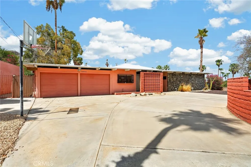 67870 Carroll Drive Cathedral City, CA 92234