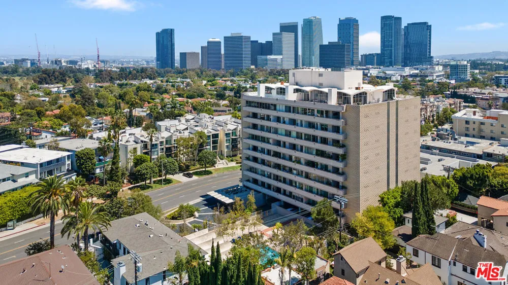 1333 S Beverly Glen Boulevard #403 Los Angeles, CA 90024