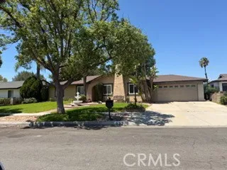 632 S Idyllwild Rialto, CA 92376