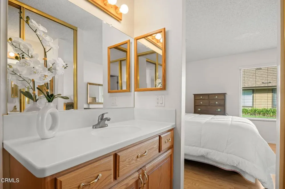 1554 Towhee Court Ventura, CA 93003