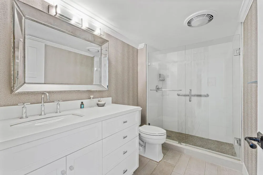16648 TRADERS Crossing #106 Jupiter, FL 33477