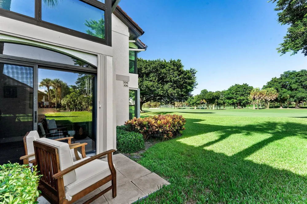 16648 TRADERS Crossing #106 Jupiter, FL 33477