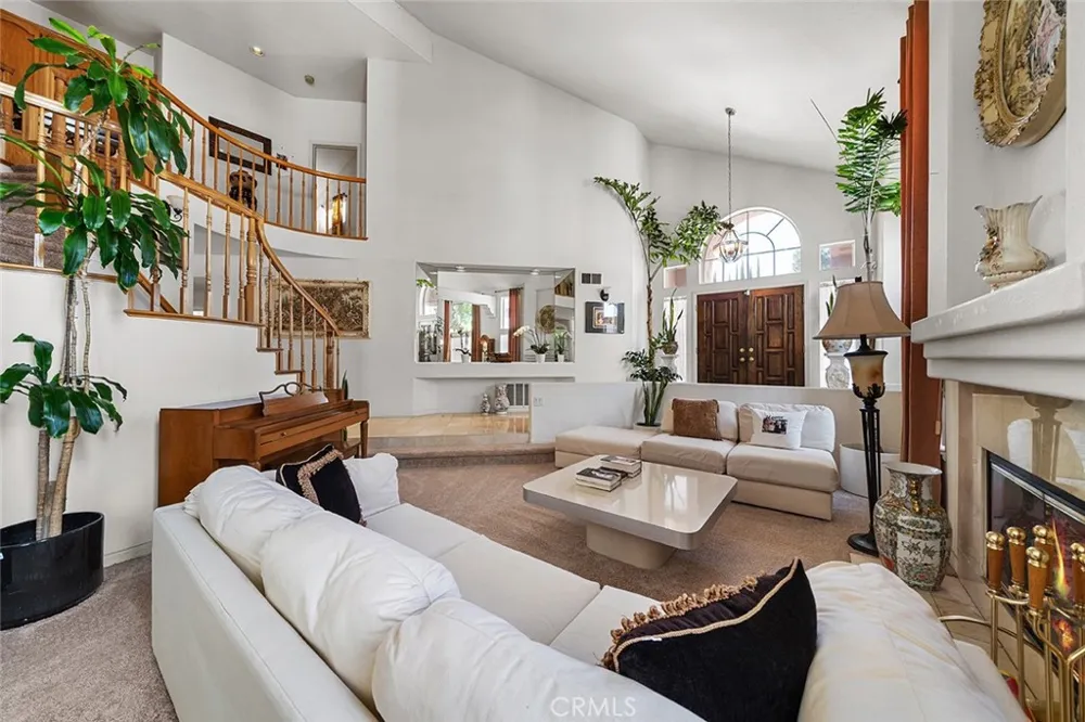 15049 Avenida De Las Flores Chino Hills, CA 91709