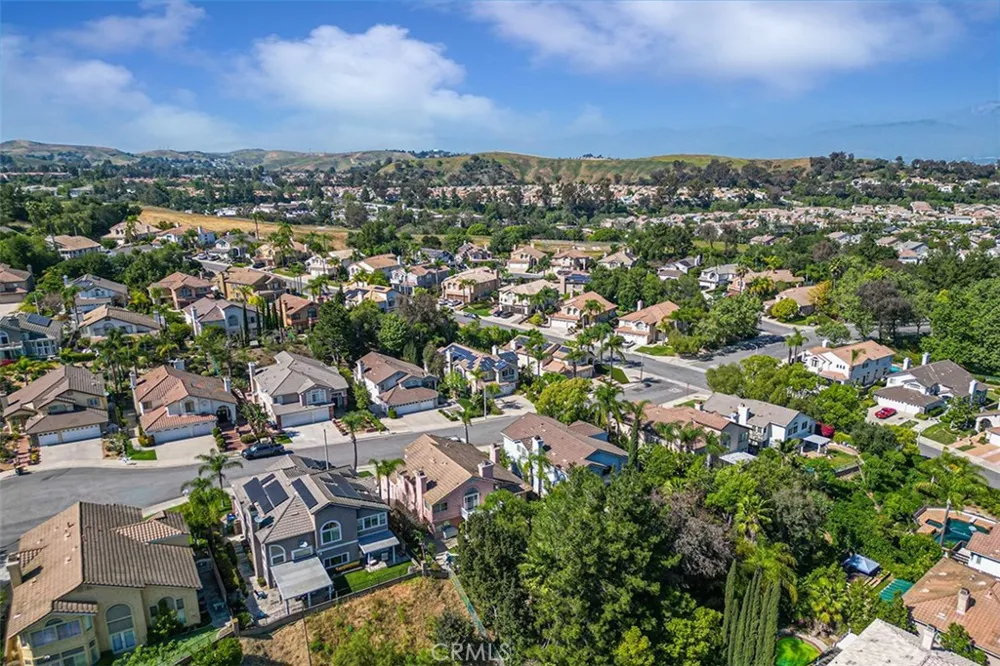 15049 Avenida De Las Flores Chino Hills, CA 91709