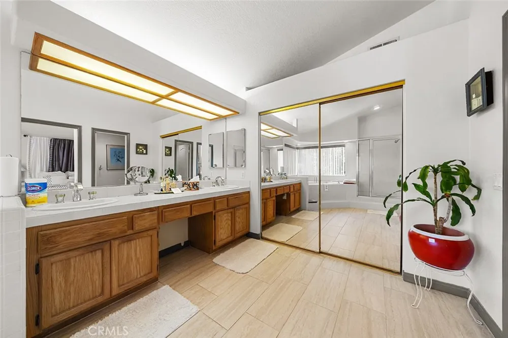 15049 Avenida De Las Flores Chino Hills, CA 91709