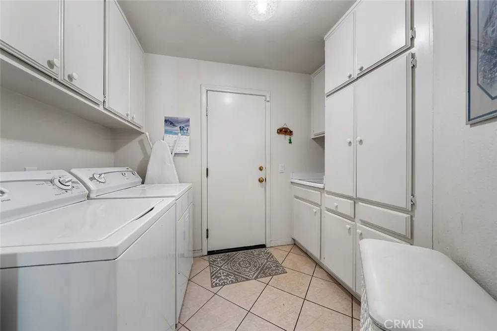 15049 Avenida De Las Flores Chino Hills, CA 91709