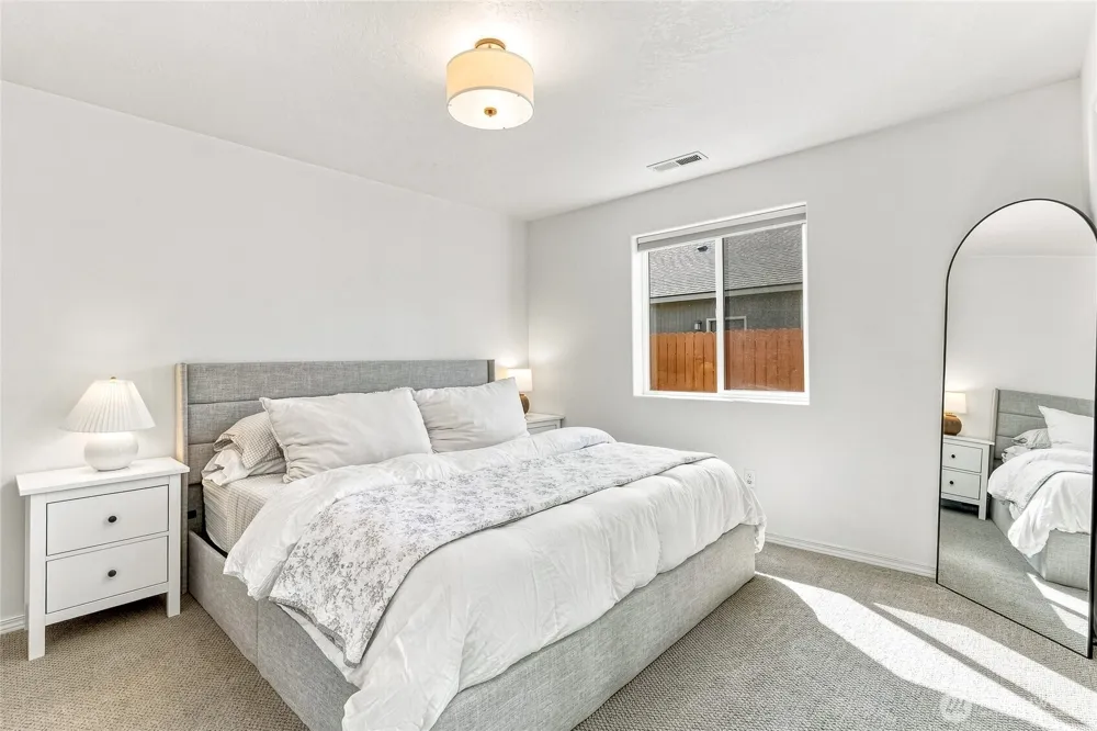 364 SW Homestead Avenue College Place, WA 99324
