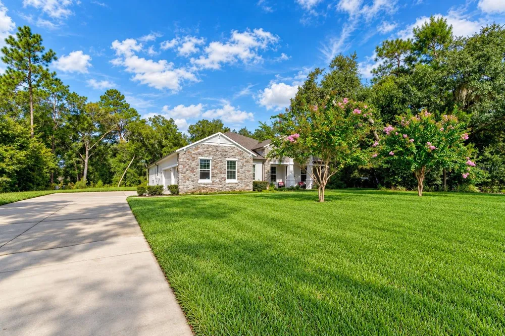 3520 TYNGSBOURGH DRIVE Deland, FL 32720