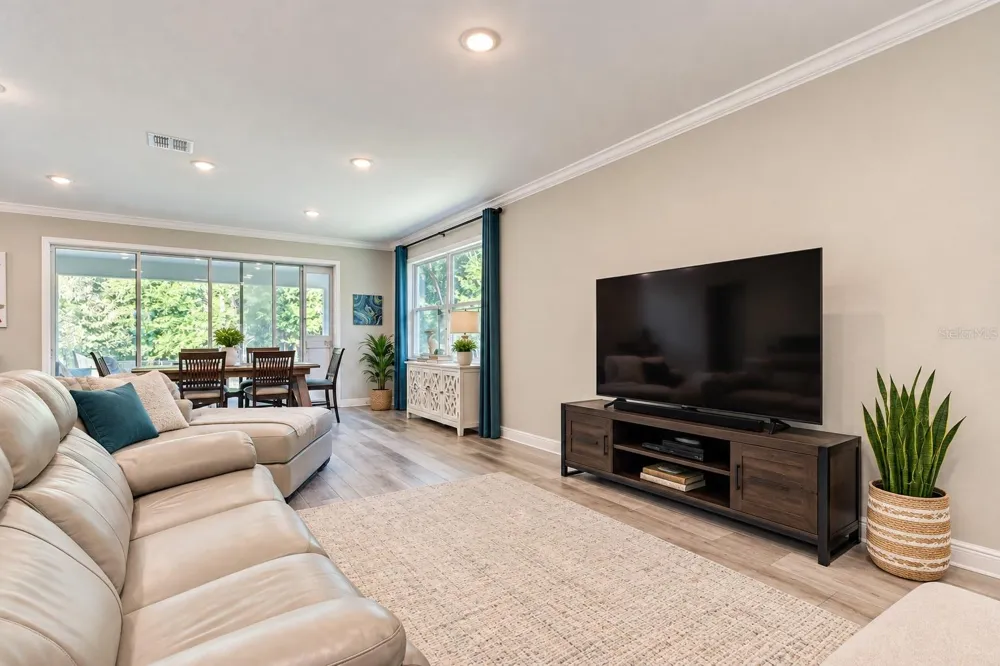 3520 TYNGSBOURGH DRIVE Deland, FL 32720