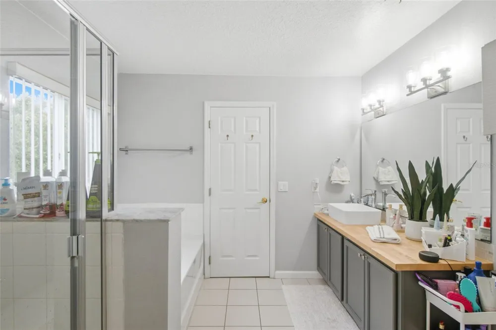 1017 BERKELEY DRIVE Kissimmee, FL 34744