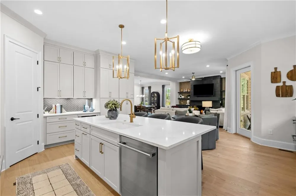 3505 Vermillion View Suwanee, GA 30024