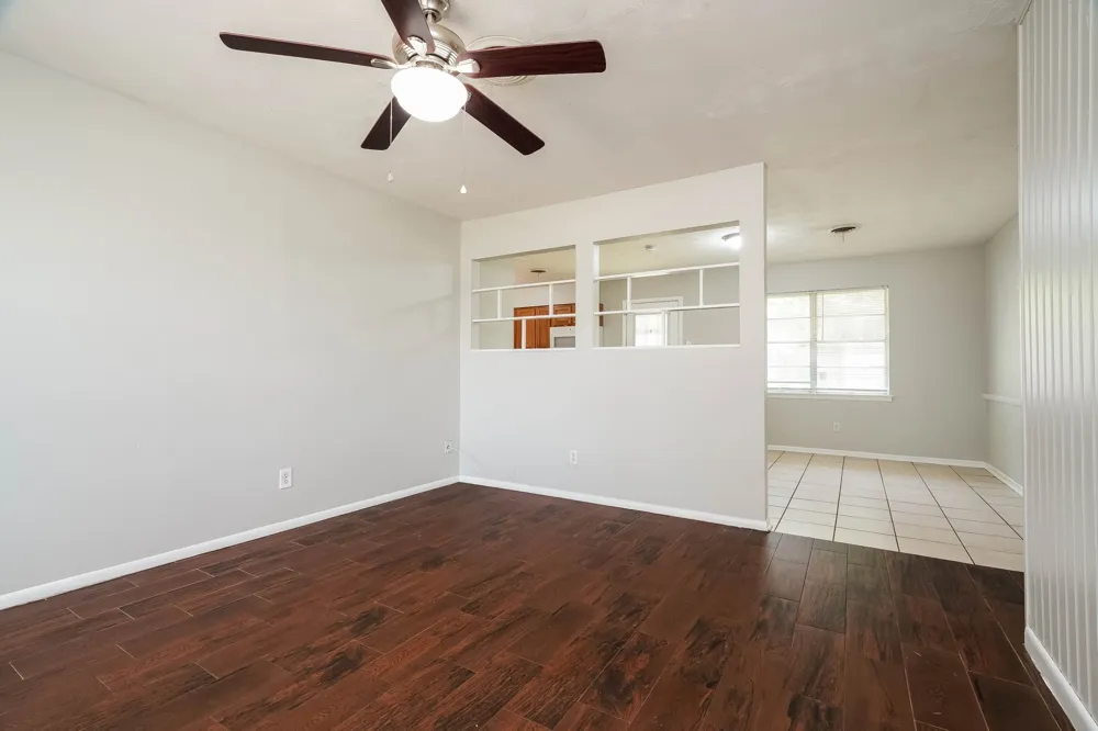 736 Treadwell Drive Hurst, TX 76053